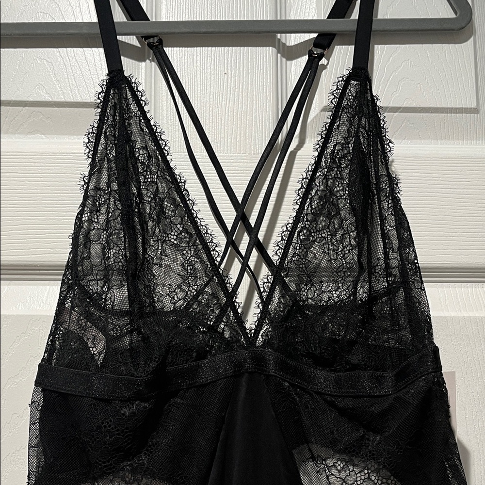 Auden Elegant Black Lace thong Bodysuit - Picture 4 of 6